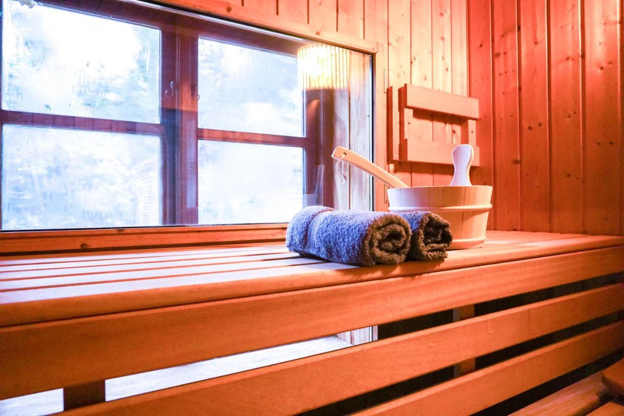 Ruhe Unter Reet-Haus Mit Sauna, Whirlpool Und Kamin Gnarrenburg Exterior foto